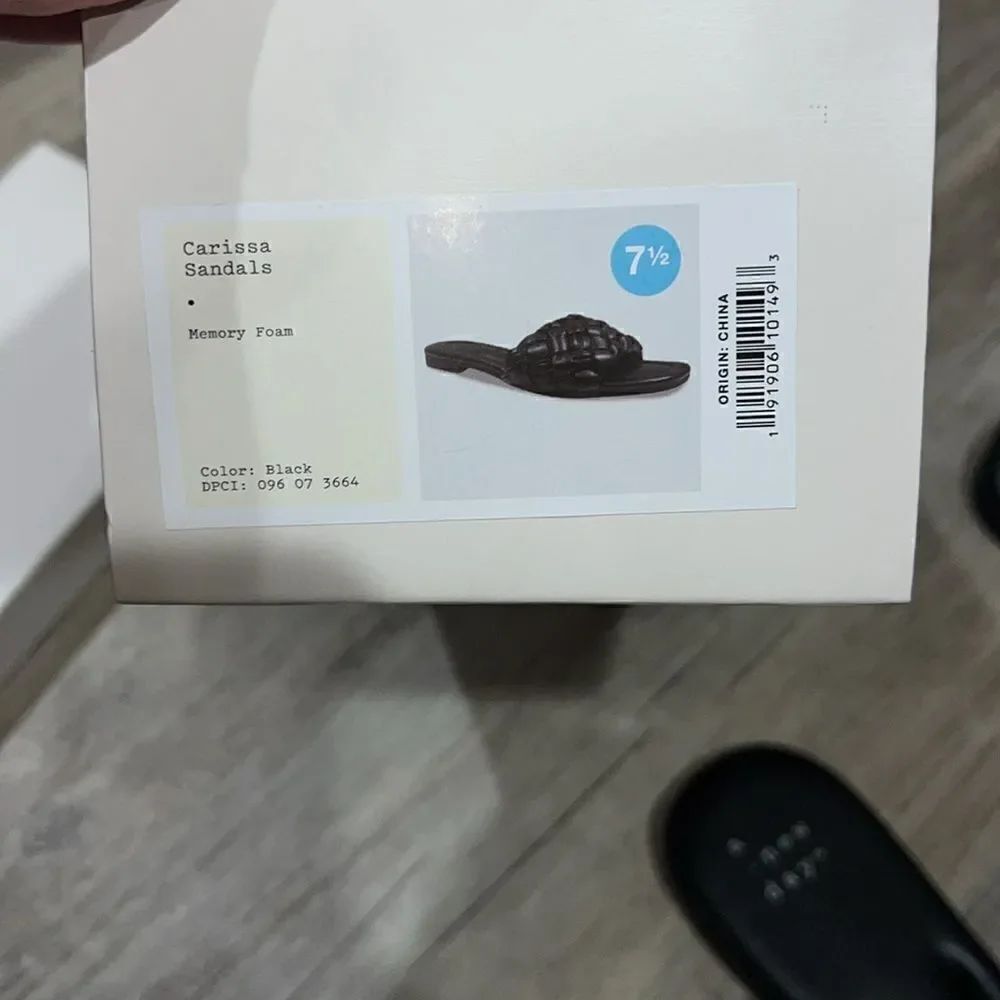 a new day sandals - Picture 3 of 4